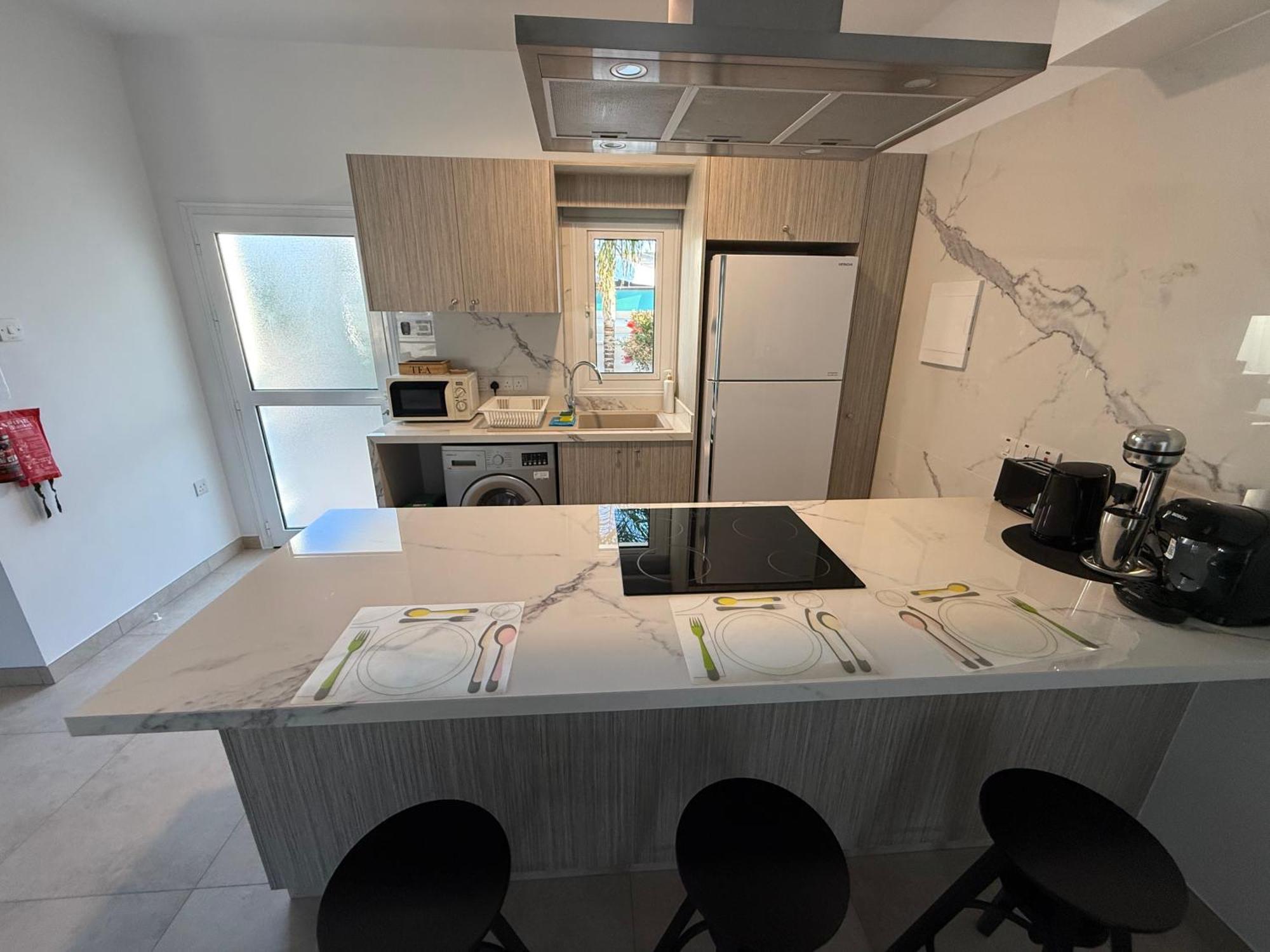 Villa Diana - 200 Meters From Kapparis, Fireman'S Beach Paralimni Exterior photo